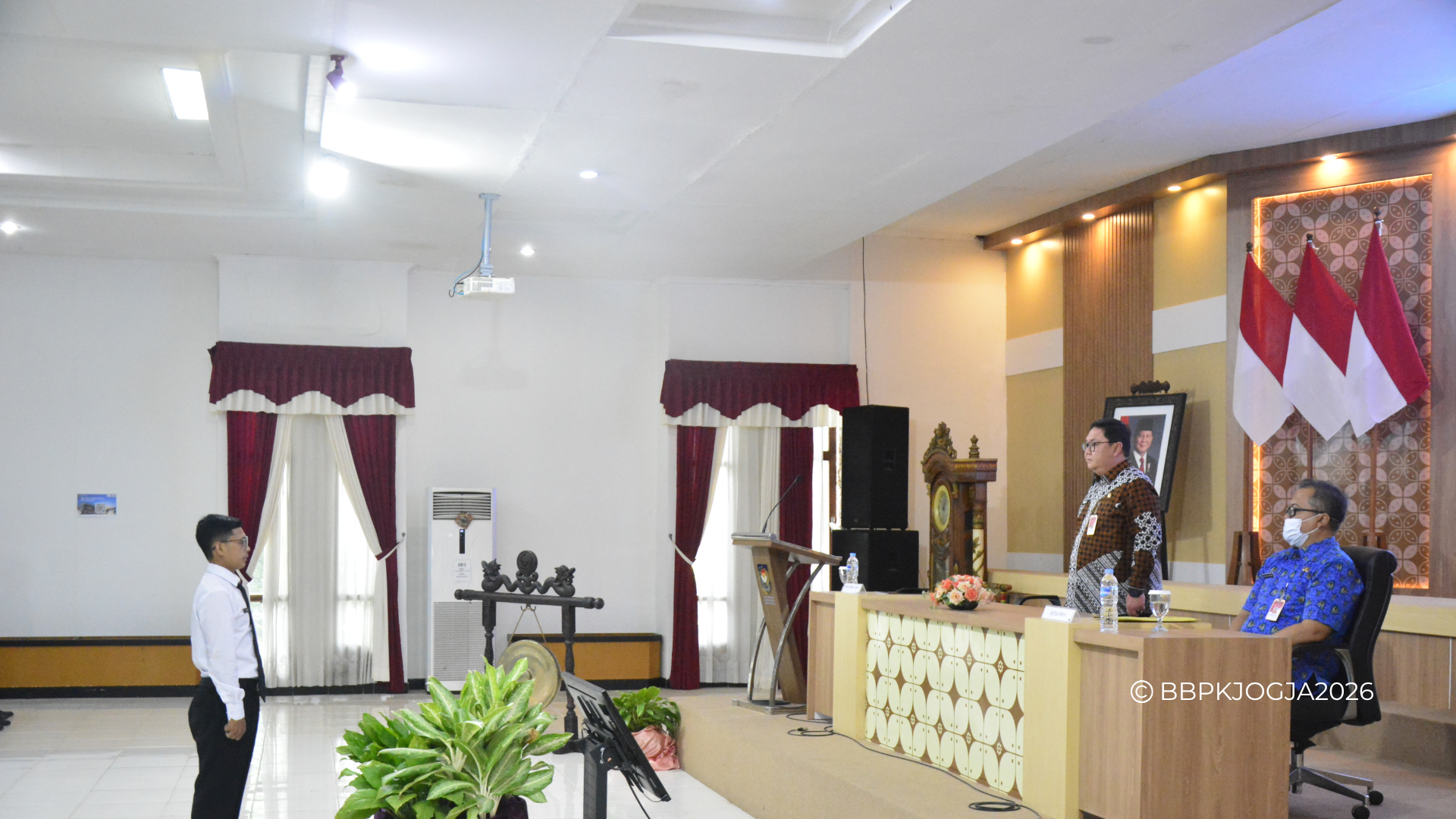 “BELAJAR, BerAKHLAK, MELAYANI” PEMBUKAAN PELATIHAN DASAR CPNS GELOMBANG I TAHUN ANGGARAN 2026 OLEH BBPKA-PDN III YOGYAKARTA